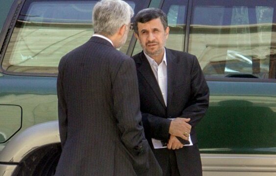 احمدینژاد معاون اول سعید جلیلی می شود؟ /تغییرات در دفتر رئیسجمهور سابق کلید زده شد احمدینژاد معاون اول سعید جلیلی می شود؟ /تغییرات در دفتر رئیسجمهور سابق کلید زده شد
