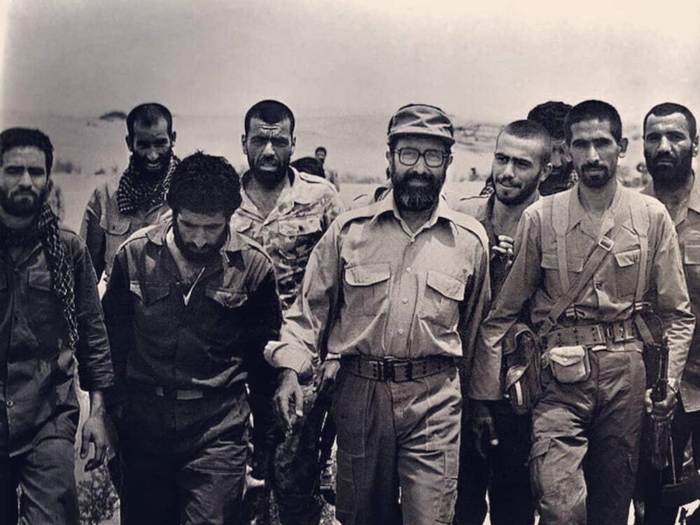 تصاویری کمتر دیده شده از شهید چمران