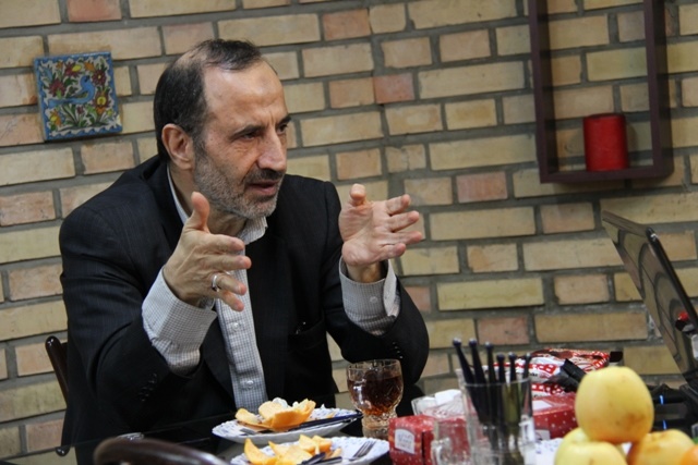 خوش‌چهره:کاربلدها وارد انتخابات ۱۴۰۰ شوند، مردم پای صندوق می‌آیند