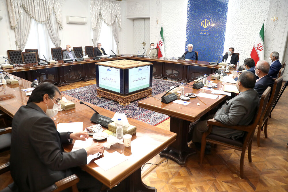روحانی: شوک بازار ارز ریشه اقتصادی ندارد/ باید تعادل به بازار برگردد روحانی: شوک بازار ارز ریشه اقتصادی ندارد/ باید تعادل به بازار برگردد