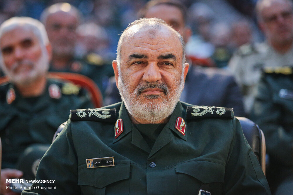سرلشکر سلامی درگذشت والده شهیدان رحیمی را تسلیت گفت