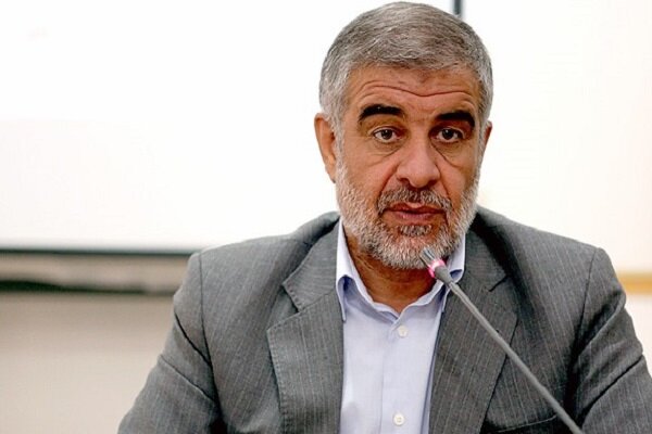 مرتجعین داخلی عامل کند شدن مسیر تحول انقلاب بودند