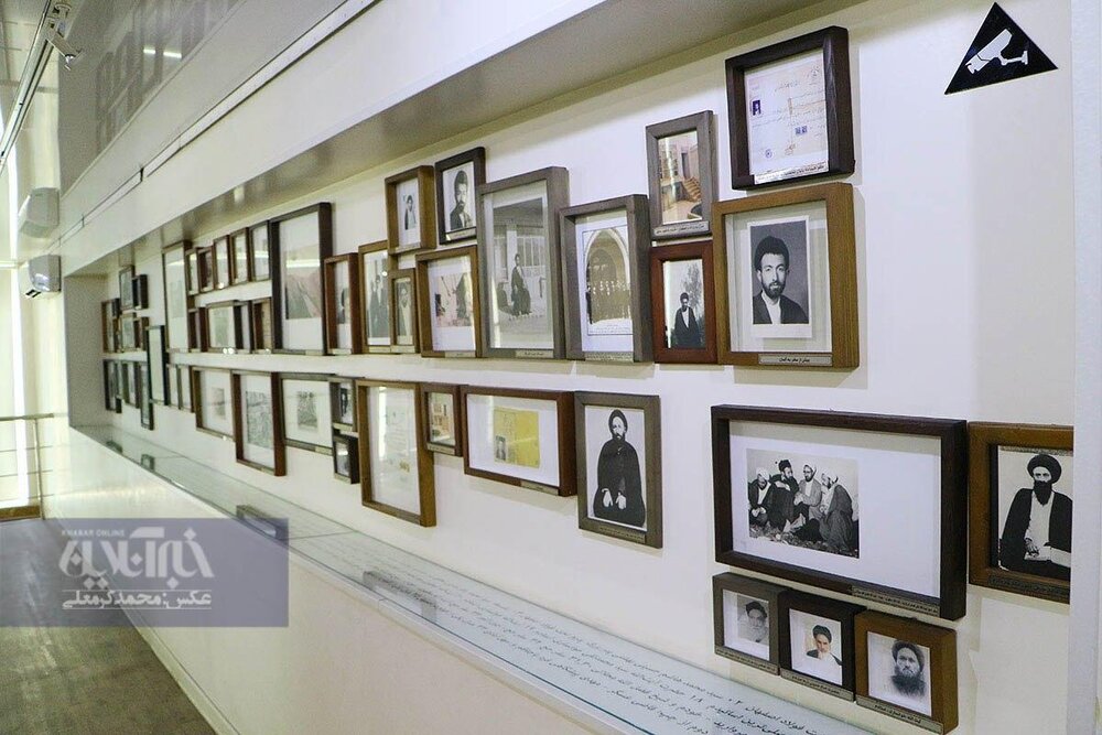 نشست‌های انقلابی در بِکرترین اتاق خانهِ پلاک ۱۲
