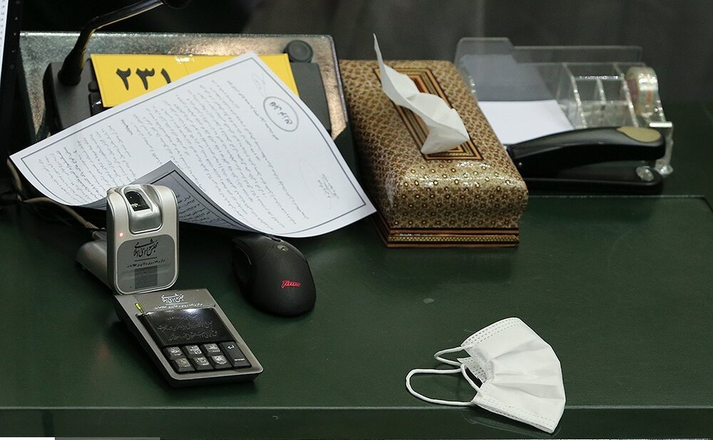 آقای نماینده در بیمارستان بستری شد/علت: ابتلا به کرونا