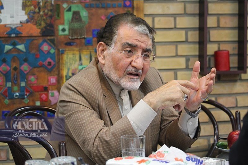 آل اسحاق به سیاسیون:در شبهِ بحران کرونا، اختلافات جناحی را کنار بگذارید آل اسحاق به سیاسیون:در شبهِ بحران کرونا، اختلافات جناحی را کنار بگذارید