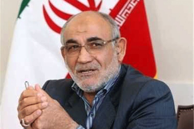 انتقاد عضو مجمع تشخیص مصلحت نظام از نحوه خصوصی‌سازی‌ها