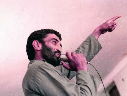 بازگشت حاج احمد متوسلیان به کشور بعد از ۳۸ سال /حاج احمد و سه همرزمش در ساحل مدیترانه تیرباران شده‌اند/محل دفن مشخص شده است