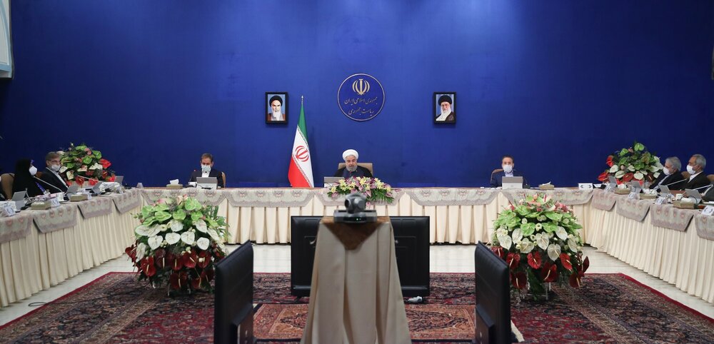 تاکید روحانی بر تعامل دولت و مجلس در روز حملات تند نمایندگان به ظریف