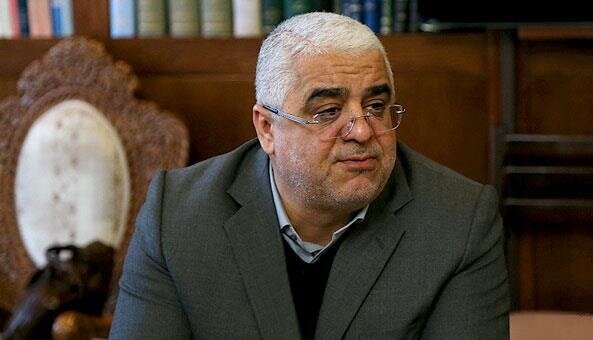 جعفرزاده: مجلس در حال ترساندن مردم است/ صلاح نیست اصلاح طلبان روی عارف سرمایه گذاری کنند
