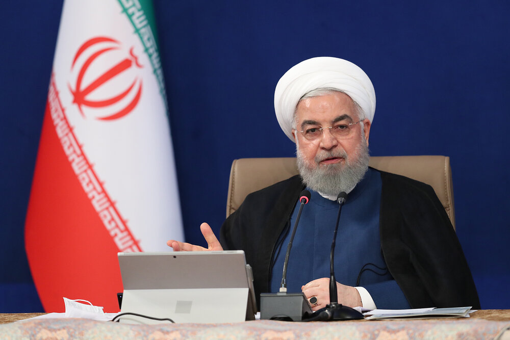 خبرهای خوب روحانی درباره داروهای موثر در درمان کرونا /۳۵ میلیون نفر در معرض ابتلا به کرونا هستند خبرهای خوب روحانی درباره داروهای موثر در درمان کرونا /۳۵ میلیون نفر در معرض ابتلا به کرونا هستند