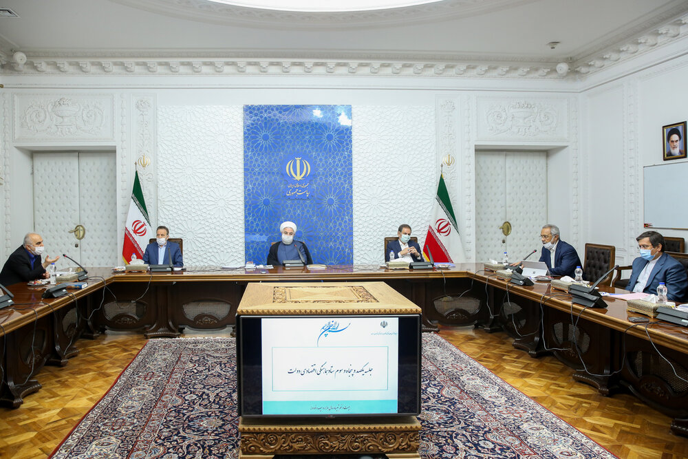 روحانی: دولت با نگرش واقع‌بینانه، برای حل مشکلات کشور تلاش می‌کند