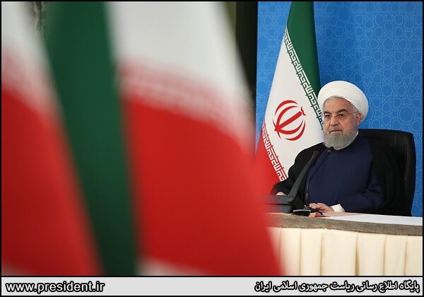 روحانی: هیچ حکومت و دولتی بدون بهرهگیری از ظرفیتهای مردمی نمیتواند موفق باشد روحانی: هیچ حکومت و دولتی بدون بهرهگیری از ظرفیتهای مردمی نمیتواند موفق باشد