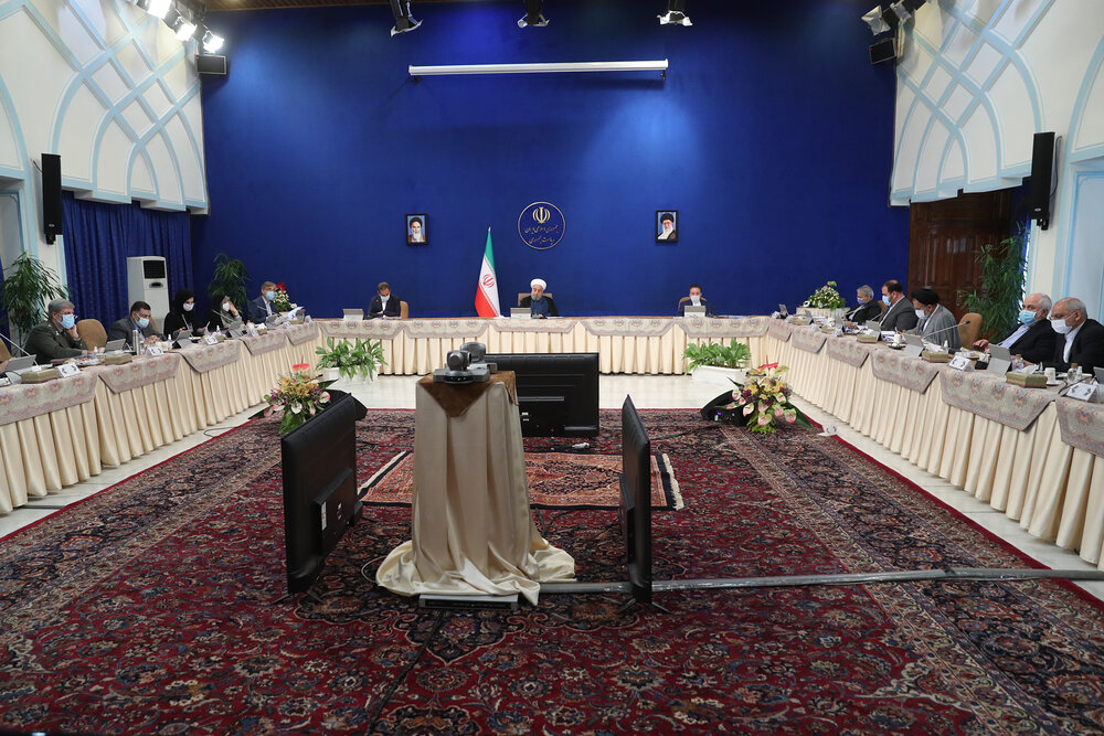 روحانی: ۱+۴ تحت تاثیر آمریکا قرار نگیرد /تسلیم زور نمیشویم روحانی: ۱+۴ تحت تاثیر آمریکا قرار نگیرد /تسلیم زور نمیشویم