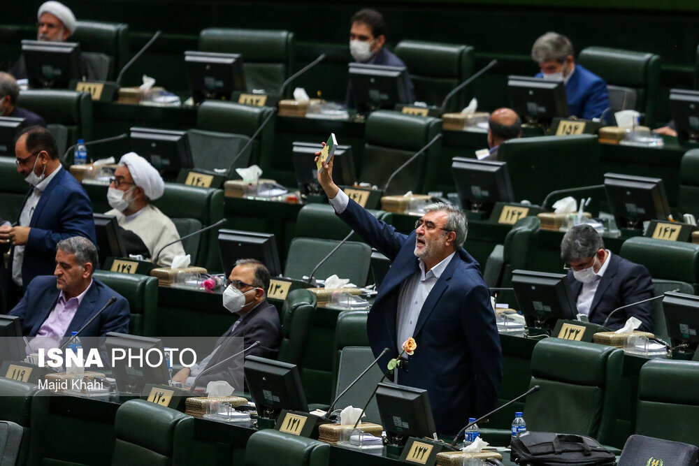 نمایندگان هر هفته تست کرونا میدهند /تکلیف ضدکرونایی قالیباف به کمیسیونهای تخصصی/مخالفت نمایندگان با اصلاح آیین نامه داخلی مجلس/حواشی صحن نمایندگان هر هفته تست کرونا میدهند /تکلیف ضدکرونایی قالیباف به کمیسیونهای تخصصی/مخالفت نمایندگان با اصلاح آیین نامه داخلی مجلس/حواشی صحن