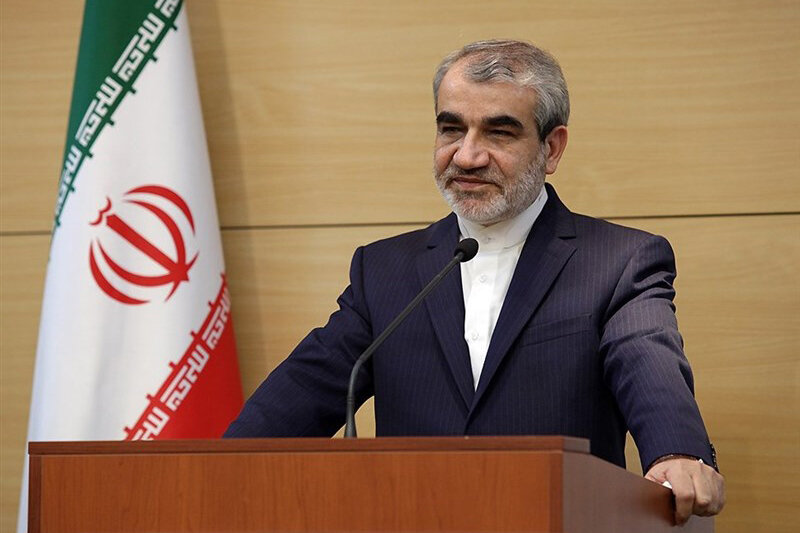 پاسخ کدخدایی به انتقادات بر سر اعتبارنامه تاجگردون، قرارداد ۲۵ ساله ایران و چین و ادعای رایزنی انتخاباتی احمدی‌نژاد با شورای نگهبان