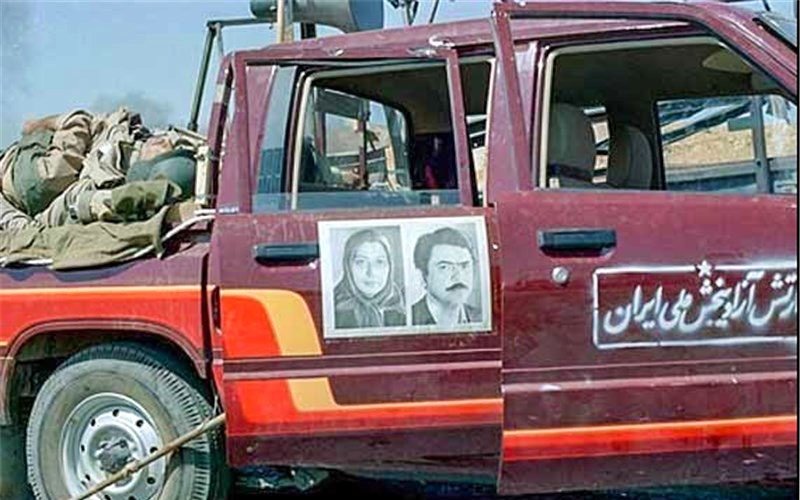 چرا فرماندهان ارتش مسعود رجوی بیشتر زنان بودند؟ /منافقین وقتی نمازشان قضا میشود میگویند باید از محضر مریم و مسعود طلب استغفار کنیم چرا فرماندهان ارتش مسعود رجوی بیشتر زنان بودند؟ /منافقین وقتی نمازشان قضا میشود میگویند باید از محضر مریم و مسعود طلب استغفار کنیم