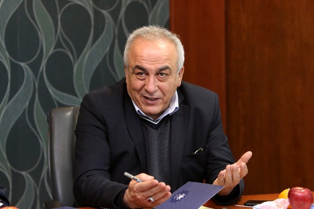 کاهش ۵۰ درصدی صادرکنندگان، با ادامه روند پیش‌ روی فعالان اقتصادی
