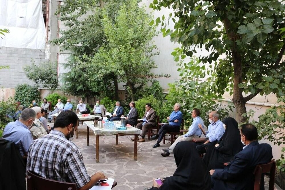 تصویری از جلسه ضدکرونایی حزب کارگزاران / به رویکردهای سیاسی و منطقه ای آیت الله هاشمی بازگردیم تصویری از جلسه ضدکرونایی حزب کارگزاران / به رویکردهای سیاسی و منطقه ای آیت الله هاشمی بازگردیم