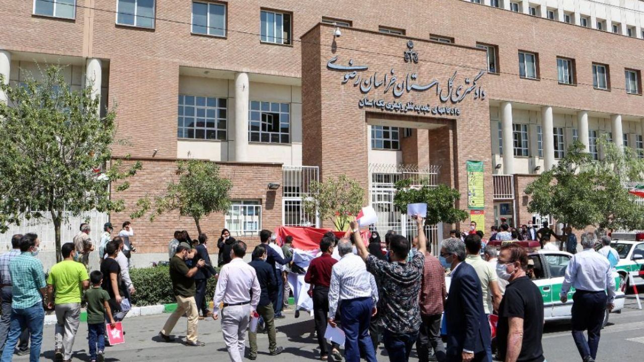 تقدیر سهامداران شرکت پدیده از دستگاه قضایی+ عکس