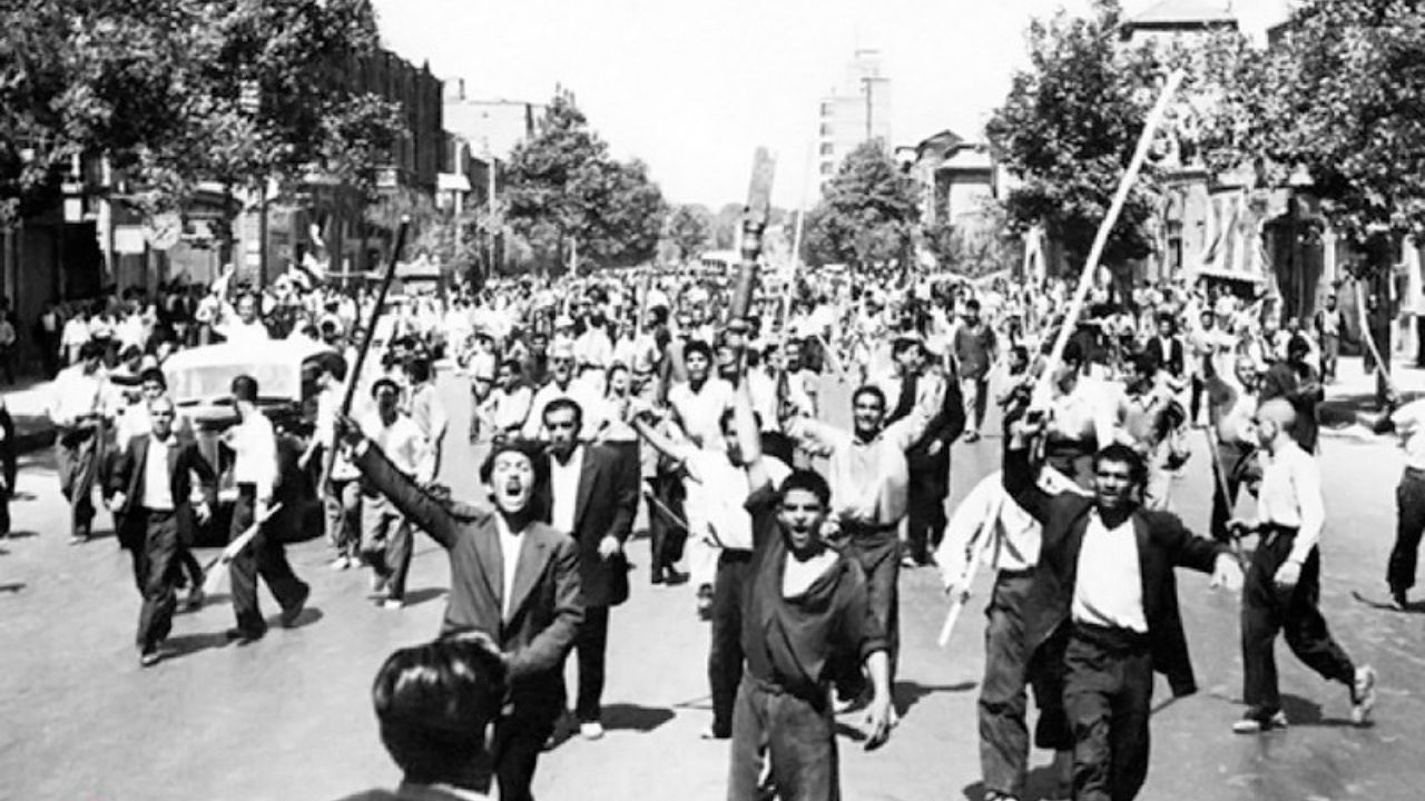 نیروی اصلی کودتای ۲۸ مرداد، ارتش با رهبری آمریکا و بریتانیا بود