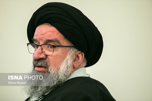 هشدار احمد خاتمی درباره یک تهمت بزرگ به نظام اسلامی /مداحان سخنی نگویند که مشکل ساز شود