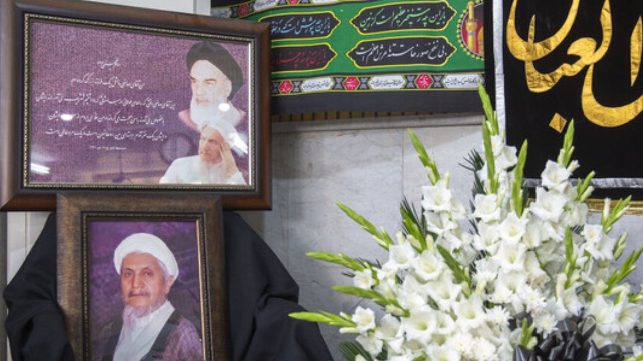 تماس میرحسین موسوی با بیت آیت‌الله صانعی