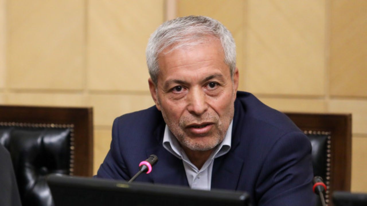 نباید جایگاه ریاست جمهوری را تضعیف کنیم