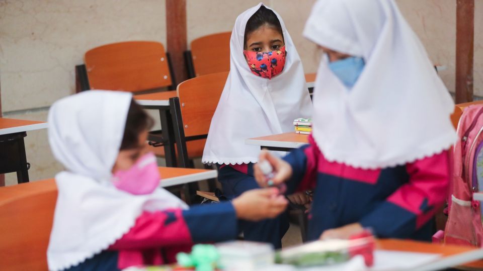 نگذارید سلامت فرزندانمان به خطر افتد
