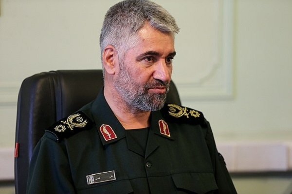 هیچ عملیاتی براساس نظر شخصی انجام نمی شد