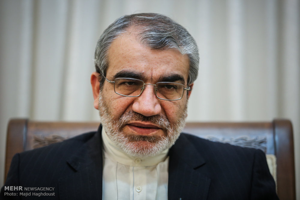 کدخدایی: مراقب باشیم در زمین «ترامپ» بازی نکنیم