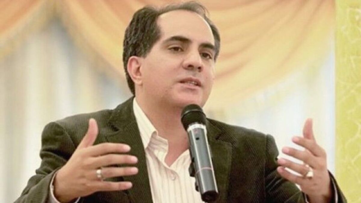 تاوان احمدی‌نژاد را سه دولت آتی باید پرداخت کنند