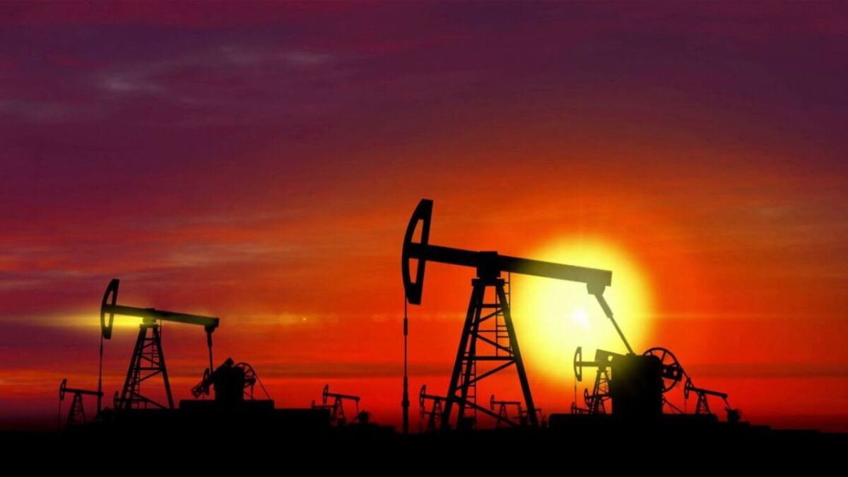 قیمت نفت در سال آینده رشد چندانی نمی کند