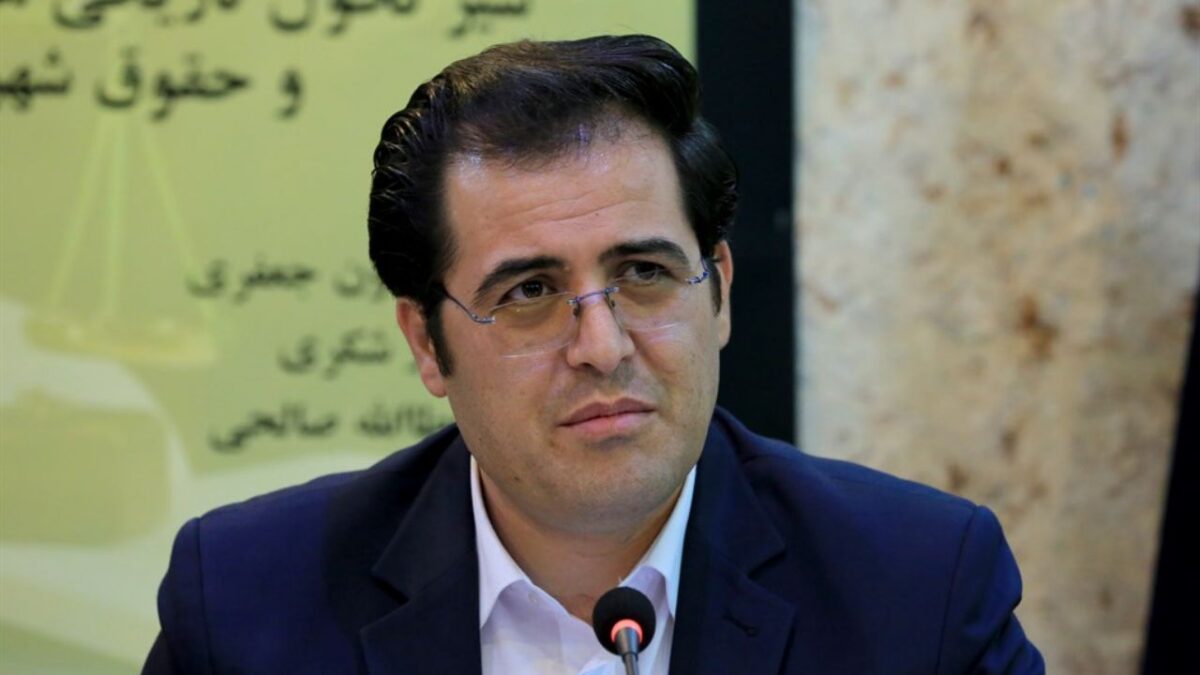 ماجرای یک‌شبه دکتر و مهندس‌شدن مسئولان چیست؟ + عکس