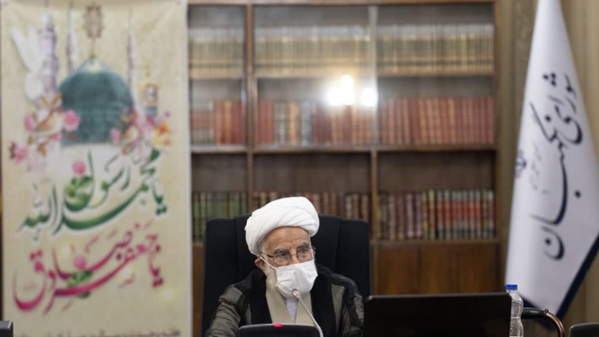 تسخیر لانه‌ جاسوسی از معجزات الهی بود / مایه تاسف است که رئیس‌جمهور نادان فرانسه از توهین به پیامبر رحمت حمایت کند