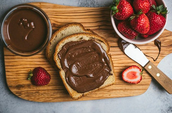 طرز تهیه شکلات صبحانه در خانه