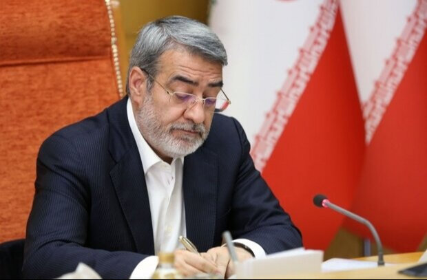 وزیر کشور روز پاسدار و جانباز را تبریک گفت