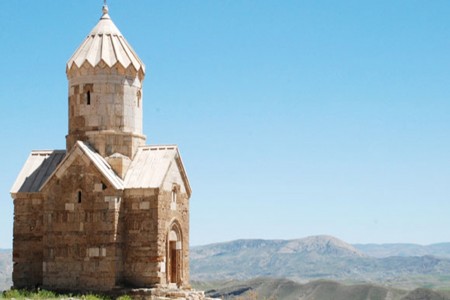۱۴ کلیسای زیبا و خیره کننده ایران