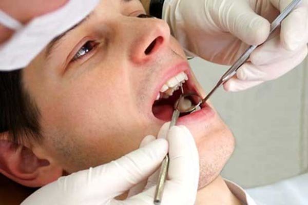 ارتباط عدم تعادل در باکتری های لثه و بیماری آلزایمر