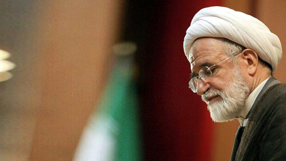 ۸ شگفت‌انگیز سیاست ایران/ از تلاش خلخالی برای تخریب مقبره رضا شاه و تخت جمشید تا رئیس جمهور یاغی
