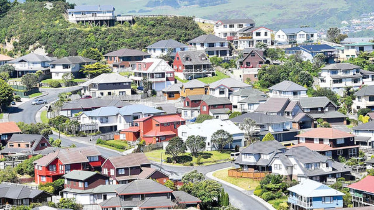 خرابکاری در بازار مسکن نیوزیلند/ قیمت املاک جزیره ۵ میلیون نفری چگونه پرش کرد؟