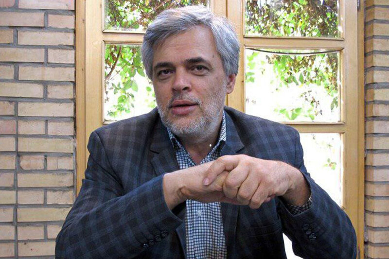 «پدیدهِ احمدی نژاد» خطرناک است یا اپوزیسیون یا تیغ دولبه؟