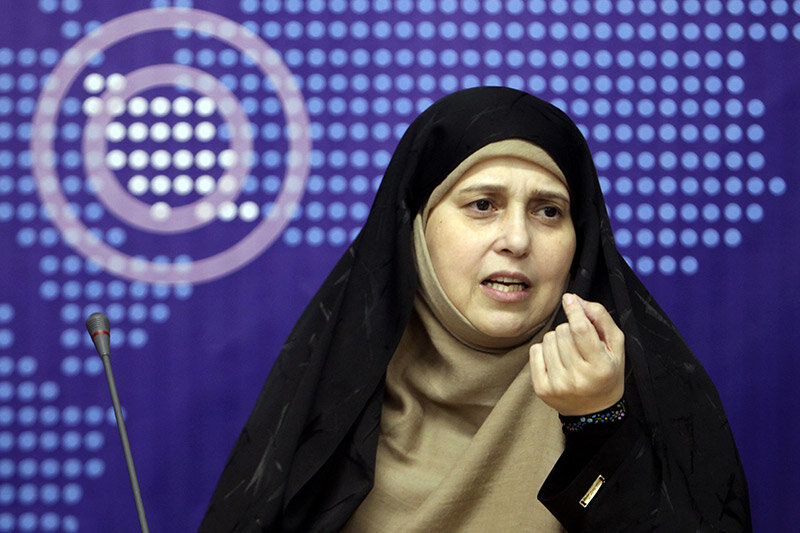 «پدیدهِ احمدی نژاد» خطرناک است یا اپوزیسیون یا تیغ دولبه؟