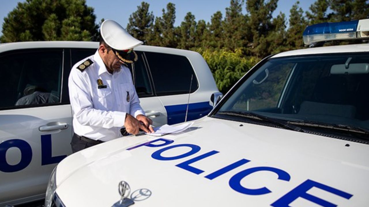 ۲۵ هزار و ۶۰۰ خودرو به دلیل مخدوش بودن پلاک در فروردین ۱۴۰۰ اعمال قانون شده‌اند/ تداوم اجرای طرح برخورد با پلاک‌های مخدوش