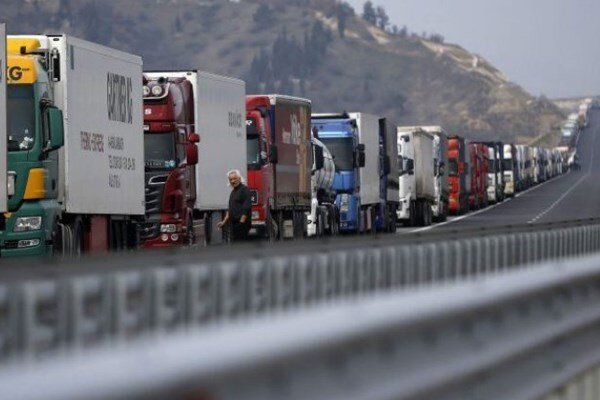آغاز ترانزیت کامیون‌های پاکستانی از خاک ایران